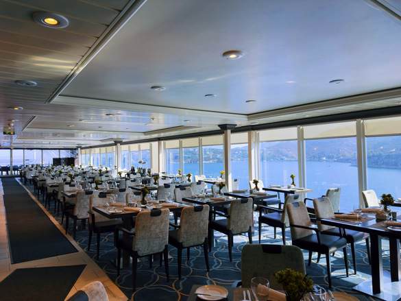 Azamara Cruises Windows Cafe ©Jenna Lyn, Azamara Cruises3.jpg